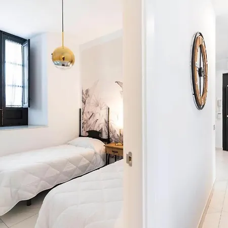 Expoholidays - Center Apartment Almeria